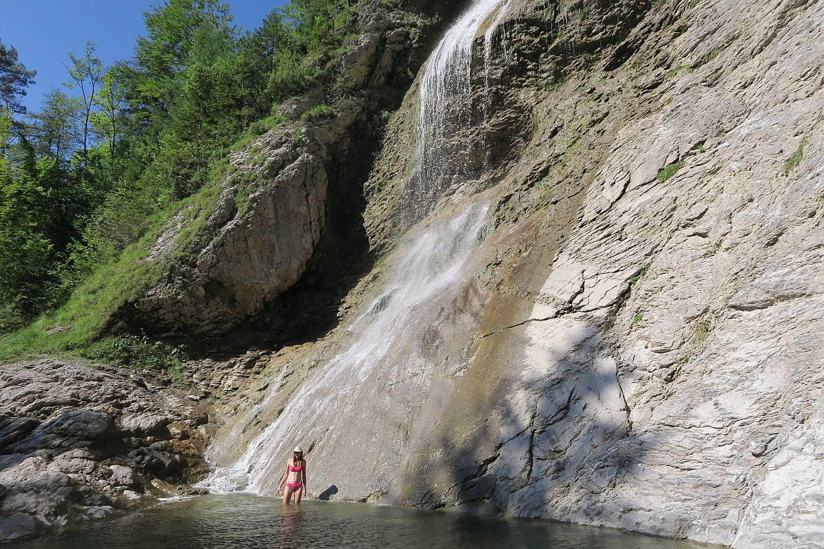 The upper fall of Dundlebachfall The upper fall of Dundlebachfall