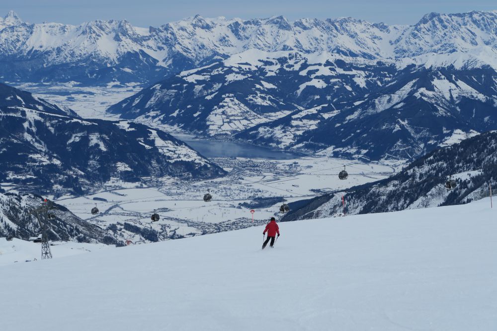 7-reasons-to-choose-austrias-ski-resort-kitzsteinhorn-for-your-next-ski-holiday