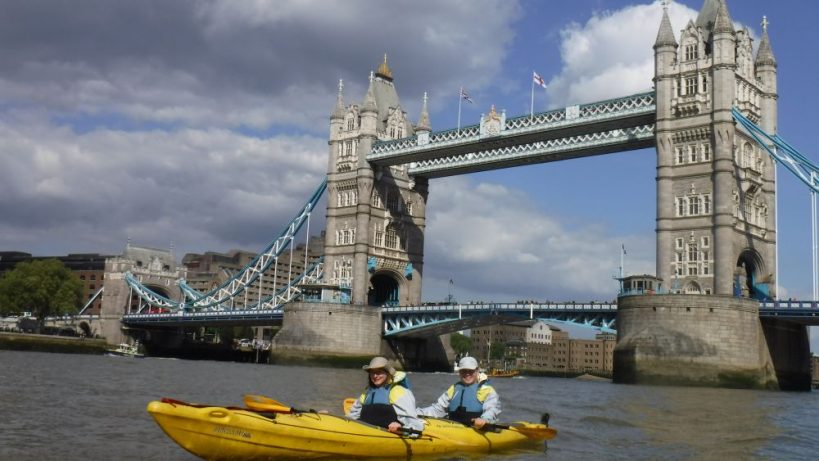 the-4-best-kayaking-and-canoeing-adventures-near-london