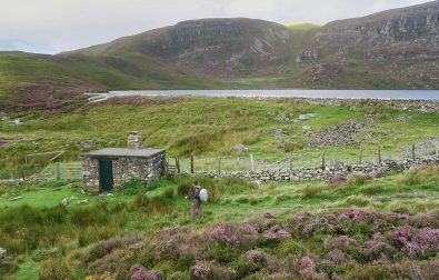 hiking-to-arenig-fawr-bothy-and-mountain